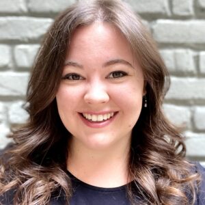 Hannah Robinson, freelance collaborator and author coach